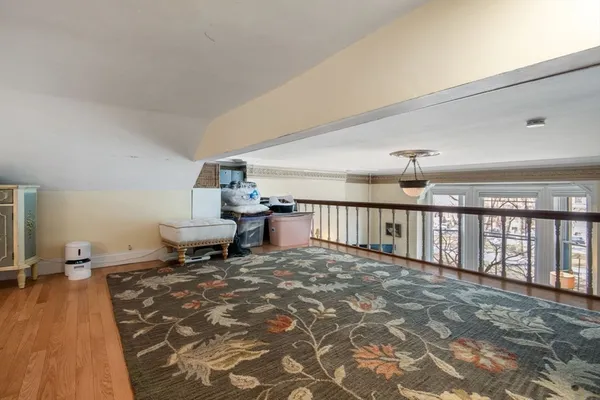 $4,000 | 64 Commonwealth Avenue, Unit 3, Boston, MA 02116