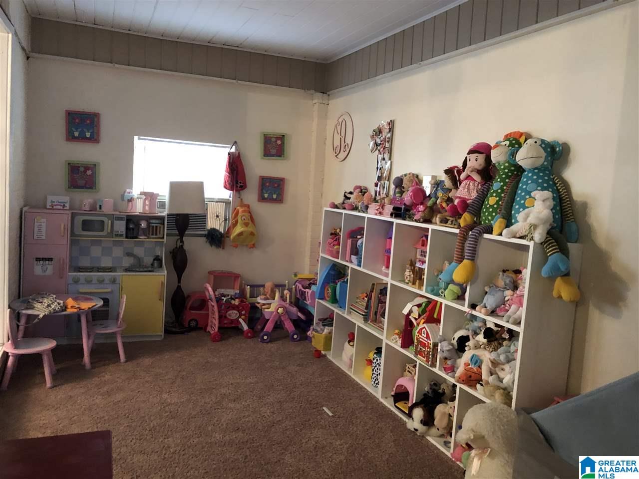 740 Martinwood Road Birmingham, AL 35235 - Photo 10 of 24