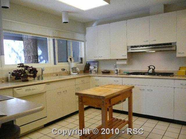2 Thayer Road Colorado Springs, CO 80906 - Photo 9 of 16