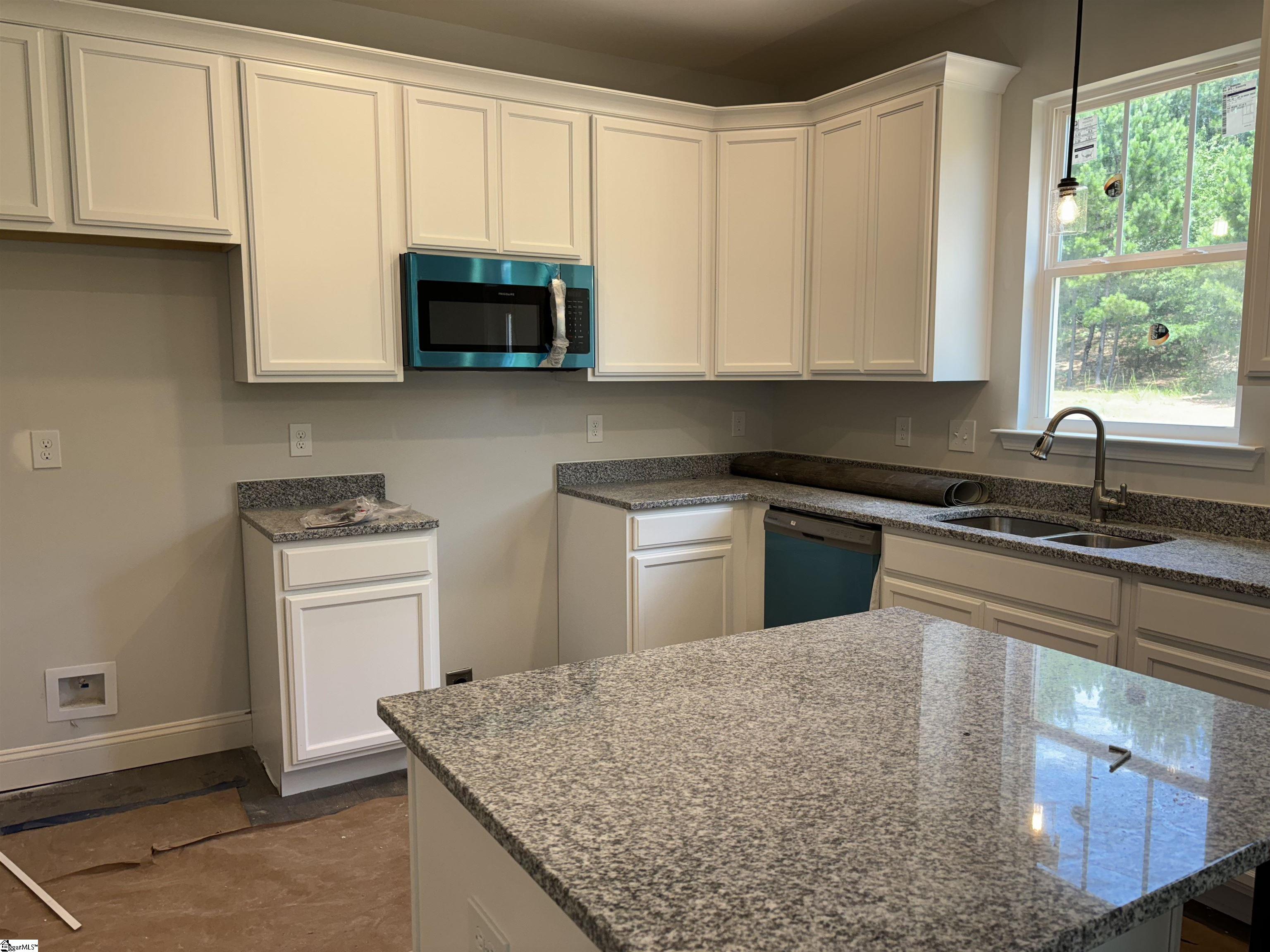 340 River Trce Loop Simpsonville, SC 29680 - Photo 3 of 9 Gallery Image 3