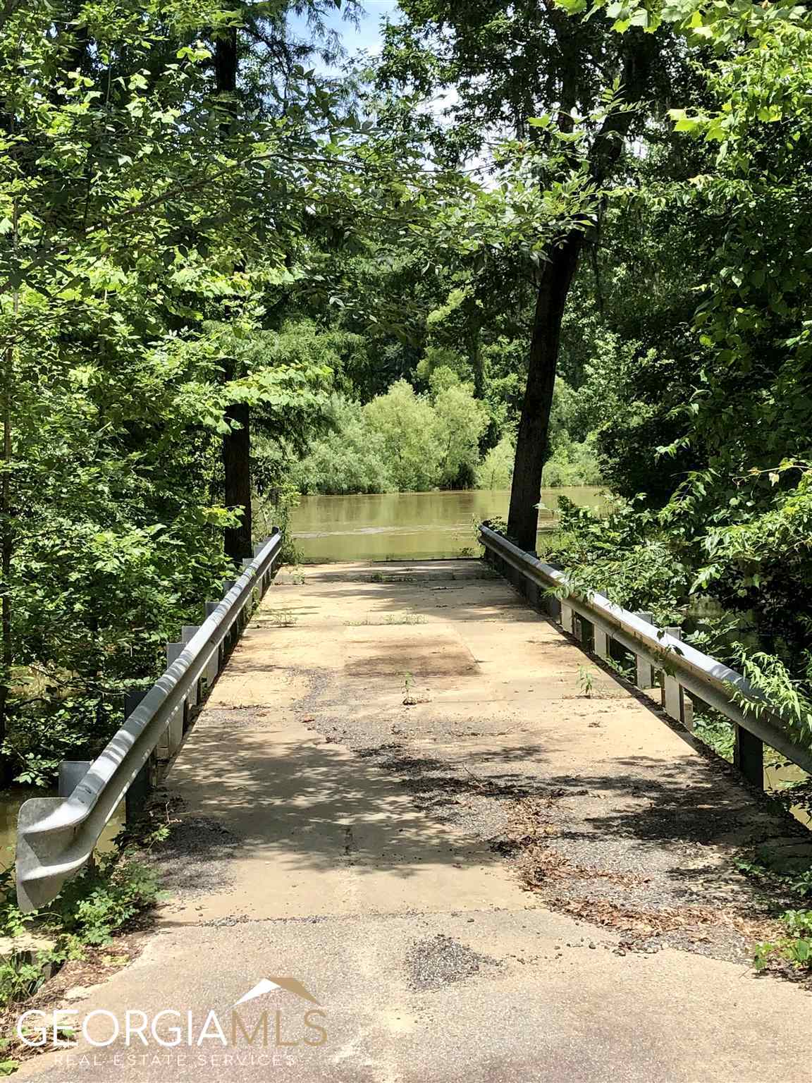 0 Chieftain Trail, Unit LOT 103 Dublin, GA 31021 - Photo 4 of 6 a view of a yard