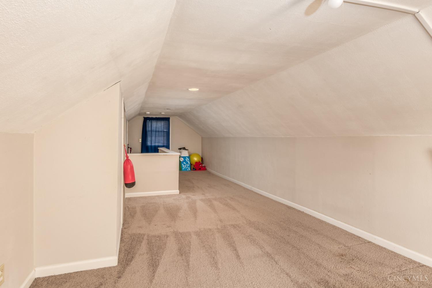 111 Riddle Road Woodlawn, OH 45215 - Photo 18 of 25