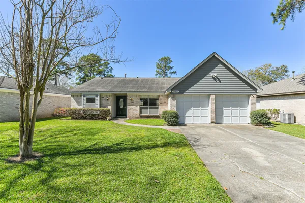 $1,795 | 23227 Briarcreek Boulevard, Spring, TX 77373
