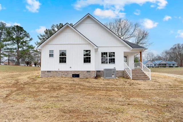 $357,900 | 1332 Carter Blake Road, Tullahoma, TN 37388