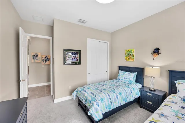 $1,050,000 | 10805 Whisk Fern Drive, Venice, FL 34293