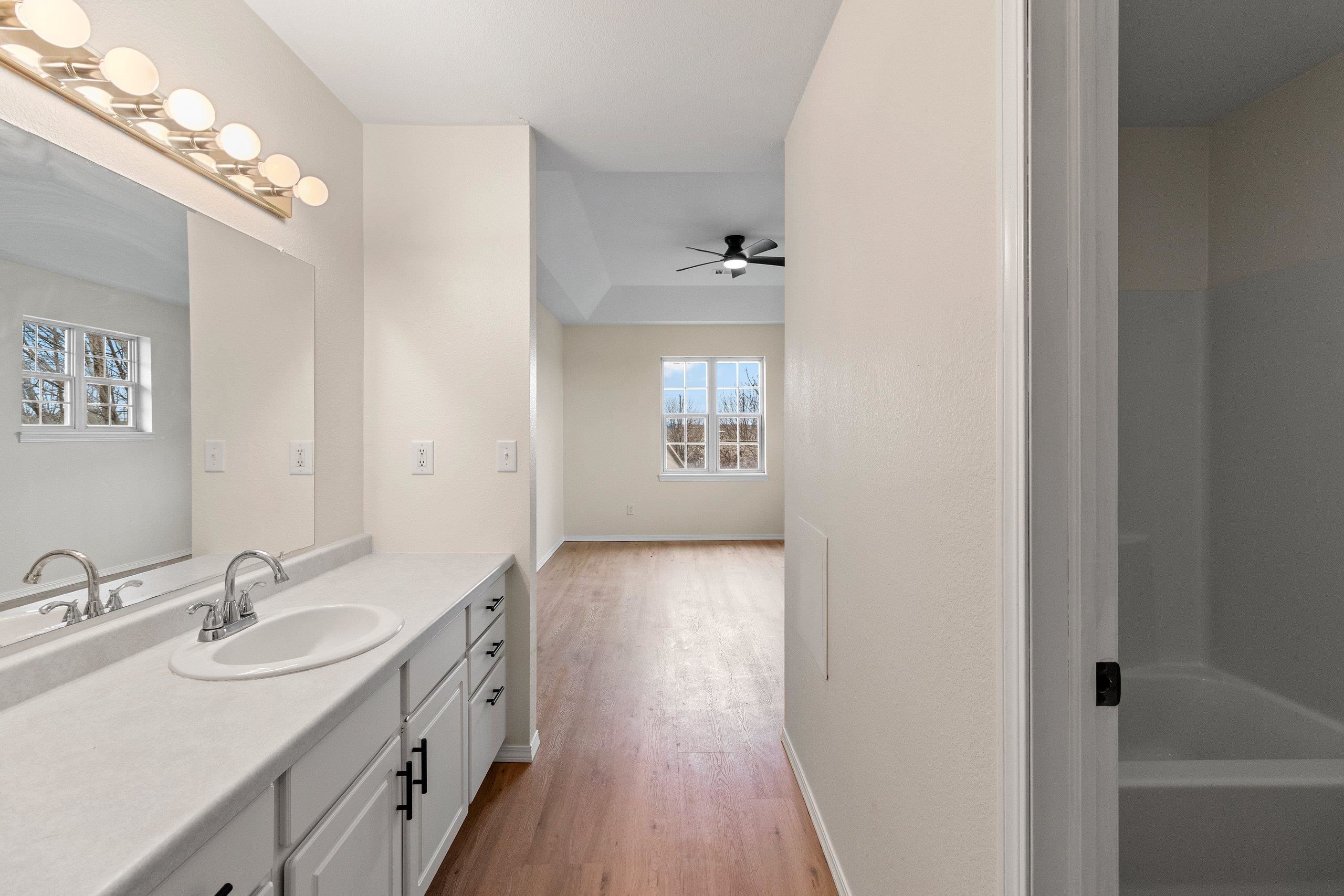 W6143 Victorian Drive, Unit 15 Appleton, WI 54915 - Photo 29 of 40