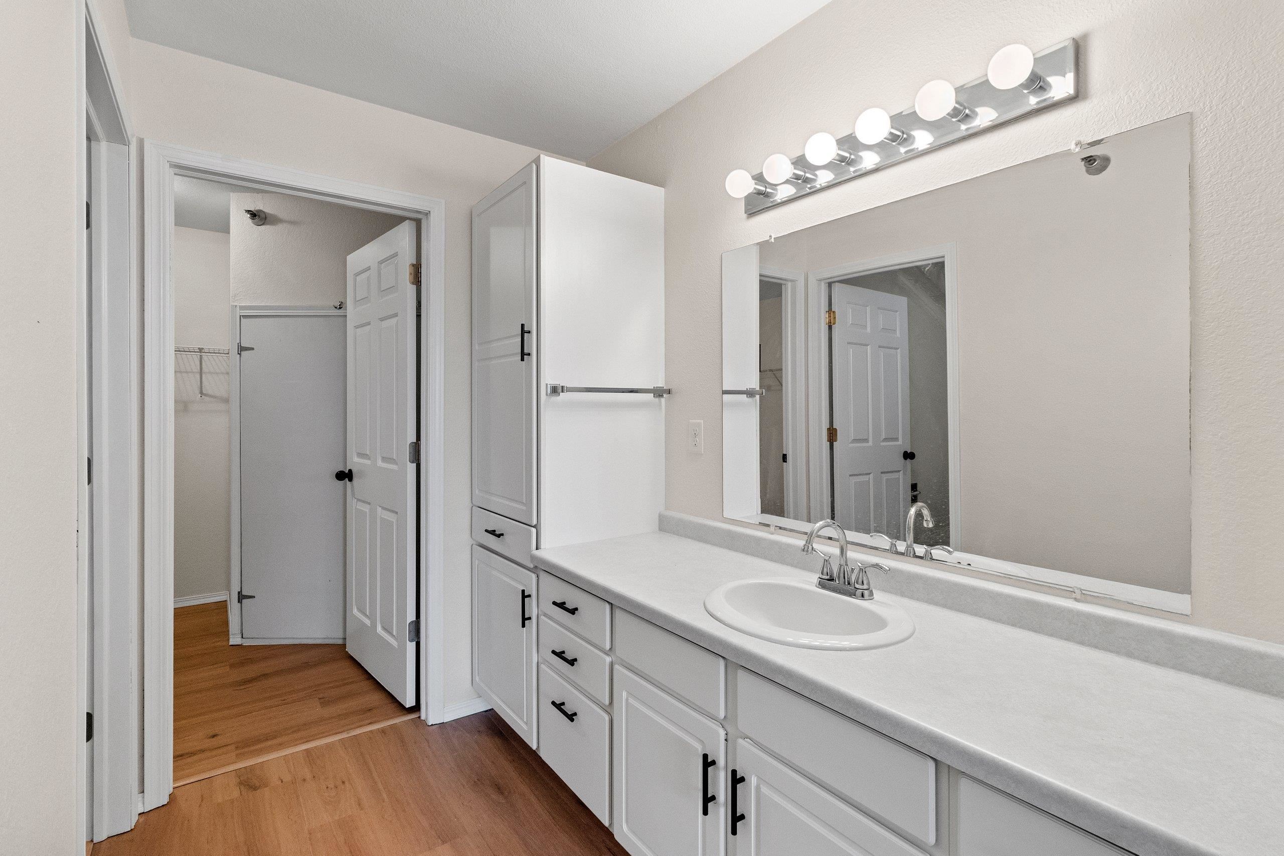 W6143 Victorian Drive, Unit 15 Appleton, WI 54915 - Photo 31 of 40