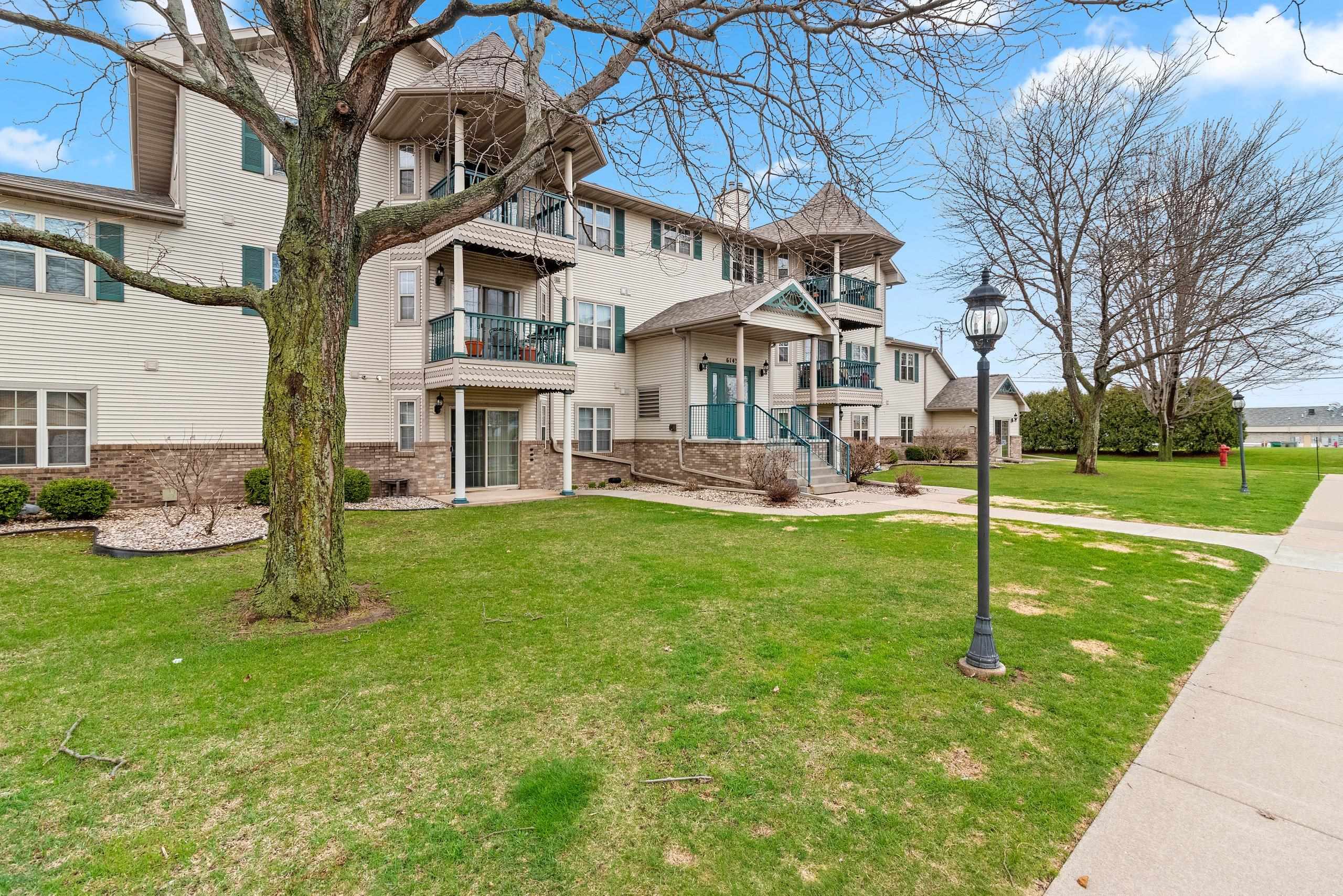 W6143 Victorian Drive, Unit 15 Appleton, WI 54915 - Photo 38 of 40