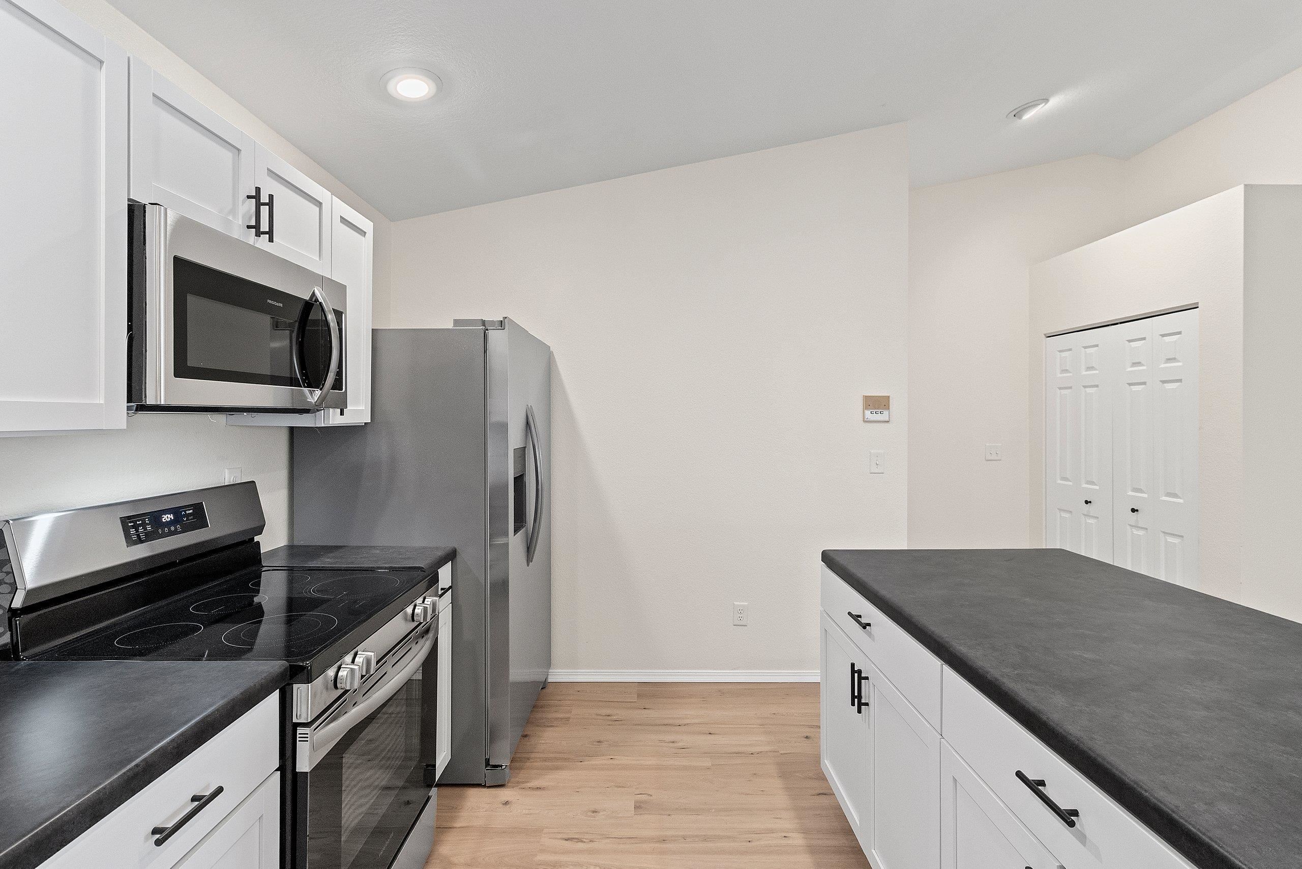 W6143 Victorian Drive, Unit 15 Appleton, WI 54915 - Photo 6 of 40