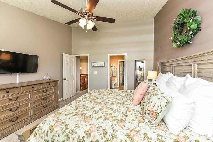 3391 Roundlake Lane Whitestown, IN 46075 - Photo 14 of 34