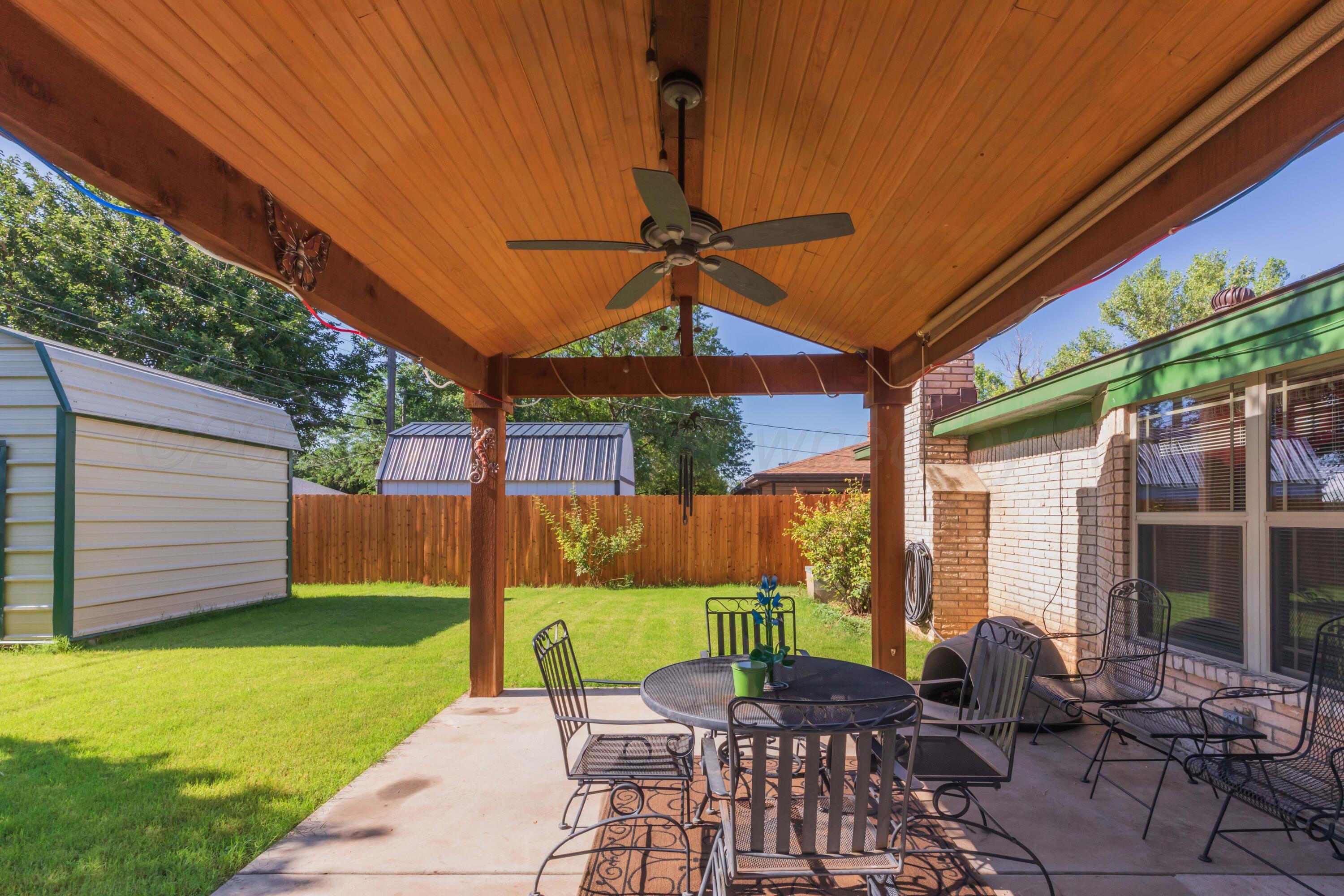 8203 Lamount Drive Amarillo, TX 79110 - Photo 10 of 39 PATIO