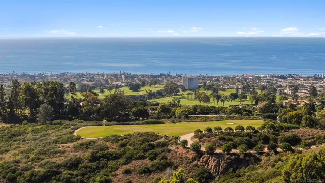 $8,600,000 | 7158 Romero Loop, La Jolla, CA 92037