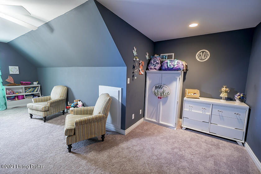 8005 Kellerman Road Louisville, KY 40219 - Photo 22 of 35 60