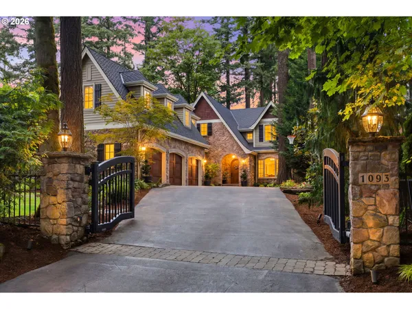 $2,990,000 | 1093 Chandler Road, Lake Oswego, OR 97034