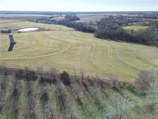 $624,999 | 3431 Old Stage Road, Mayview, MO 64071