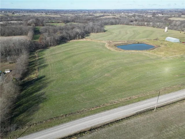 $674,999 | 3431 Old Stage Road, Mayview, MO 64071