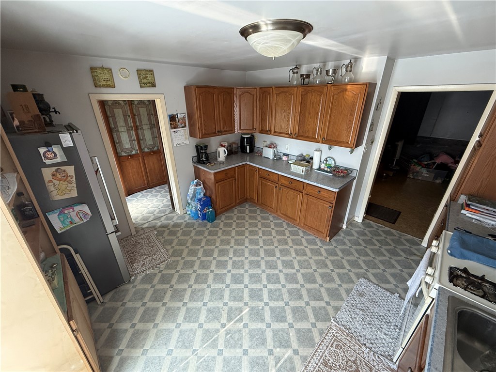 381 North Bennington Road Olney, IL 62450 - Photo 8 of 25