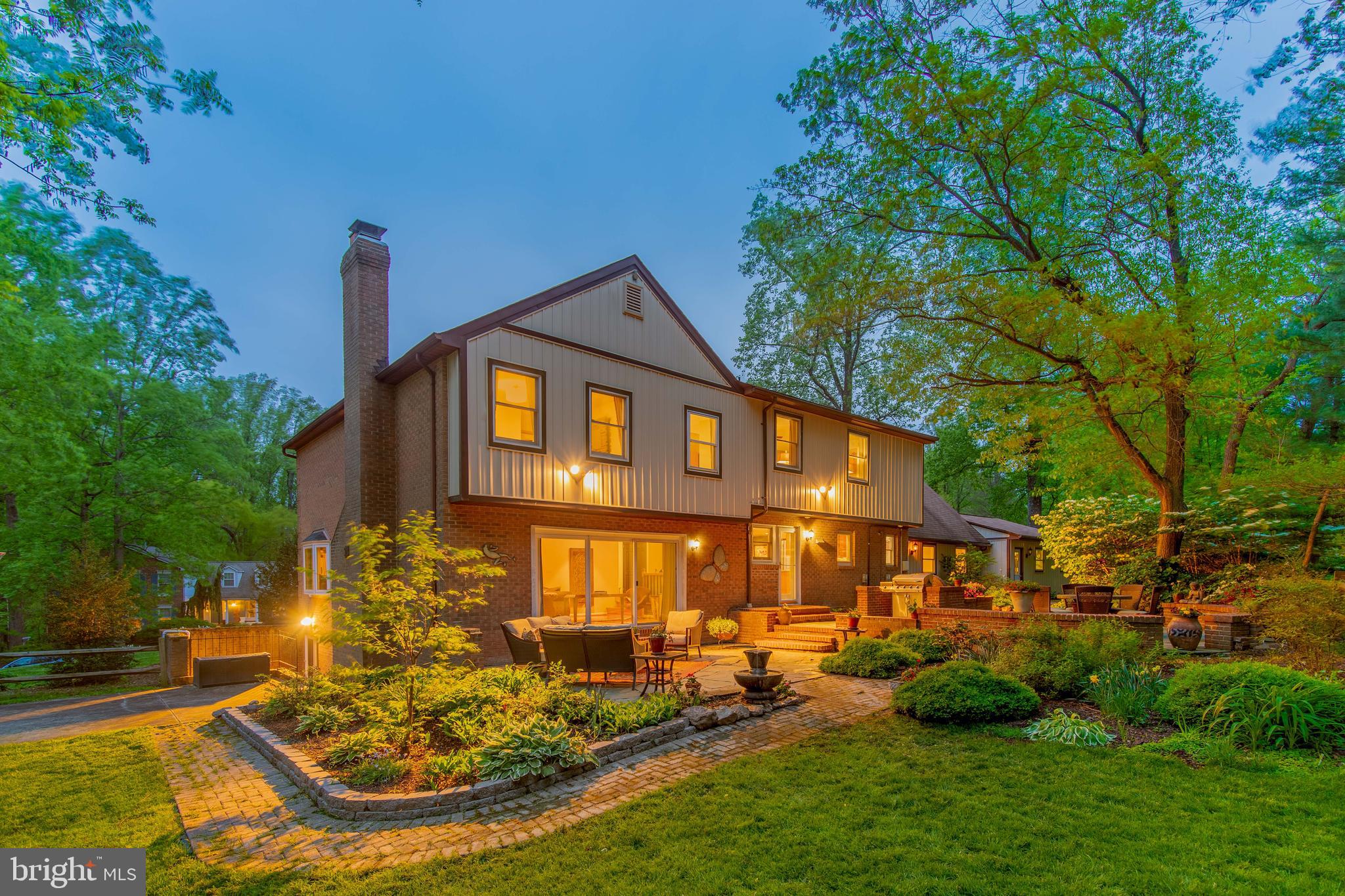 2 Redgate Court Silver Spring, MD 20905 - Photo 1 of 64