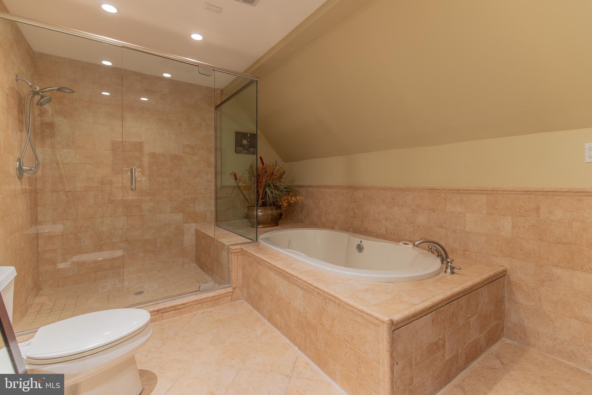 2 Redgate Court Silver Spring, MD 20905 - Photo 34 of 64
