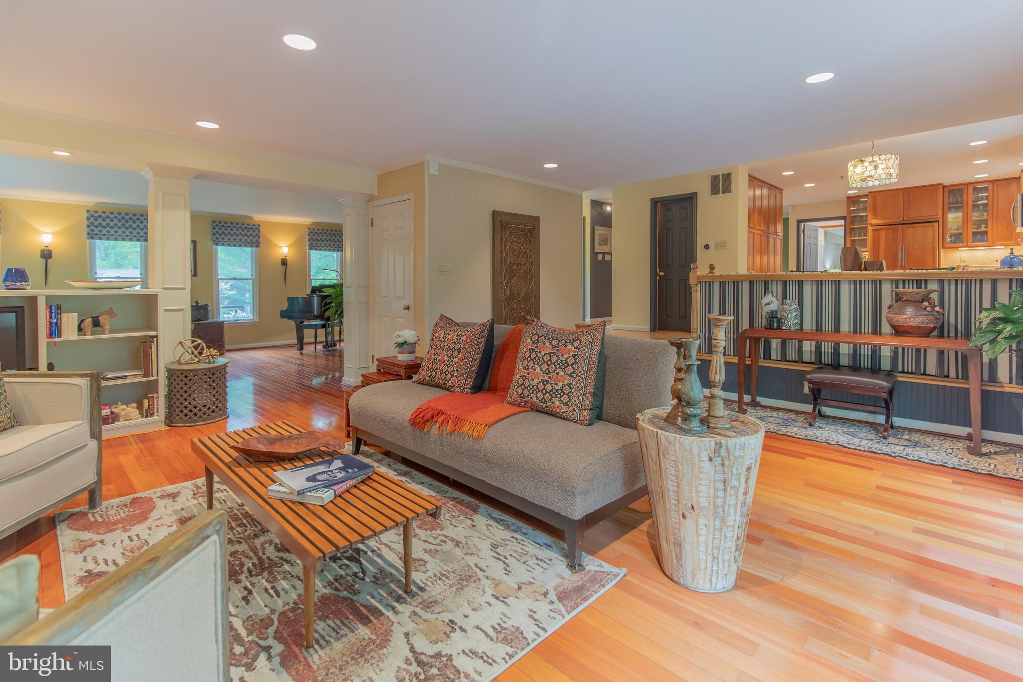 2 Redgate Court Silver Spring, MD 20905 - Photo 9 of 64