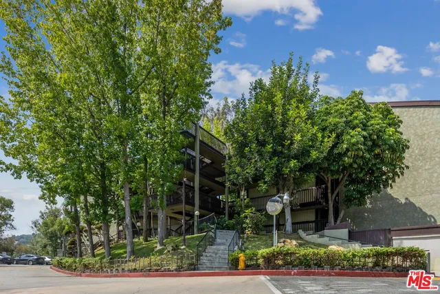 $449,000 | 5820 Benner Street, Unit 106, Los Angeles, CA 90042