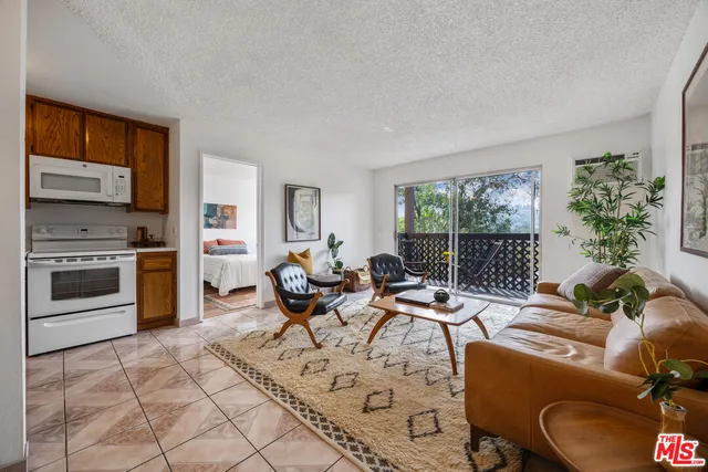 $449,000 | 5820 Benner Street, Unit 106, Los Angeles, CA 90042