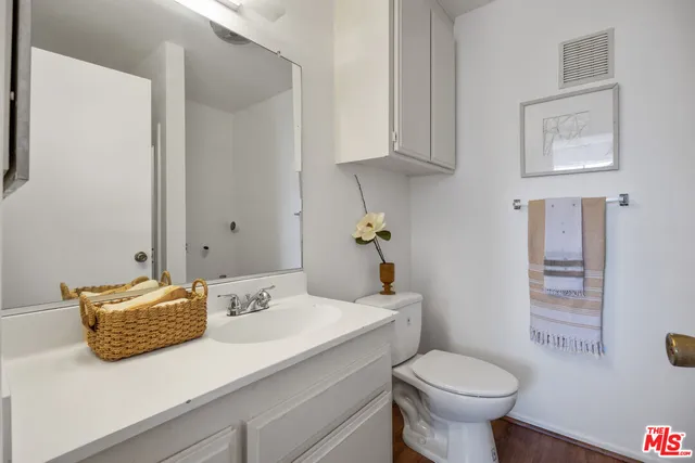 $449,000 | 5820 Benner Street, Unit 106, Los Angeles, CA 90042