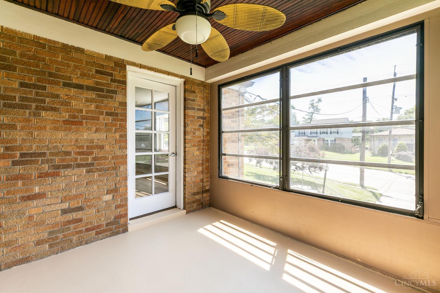 2944 North Bend Road Cincinnati, OH 45239 - Photo 10 of 34 Gallery Image 10