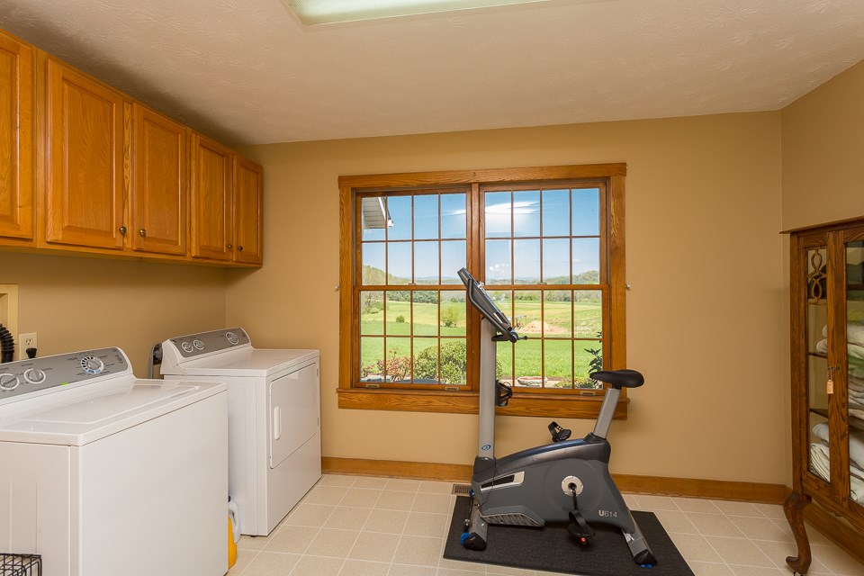 117 Samuel Bears Road Weyers Cave, VA 24486 - Photo 19 of 48 Gallery Image 19
