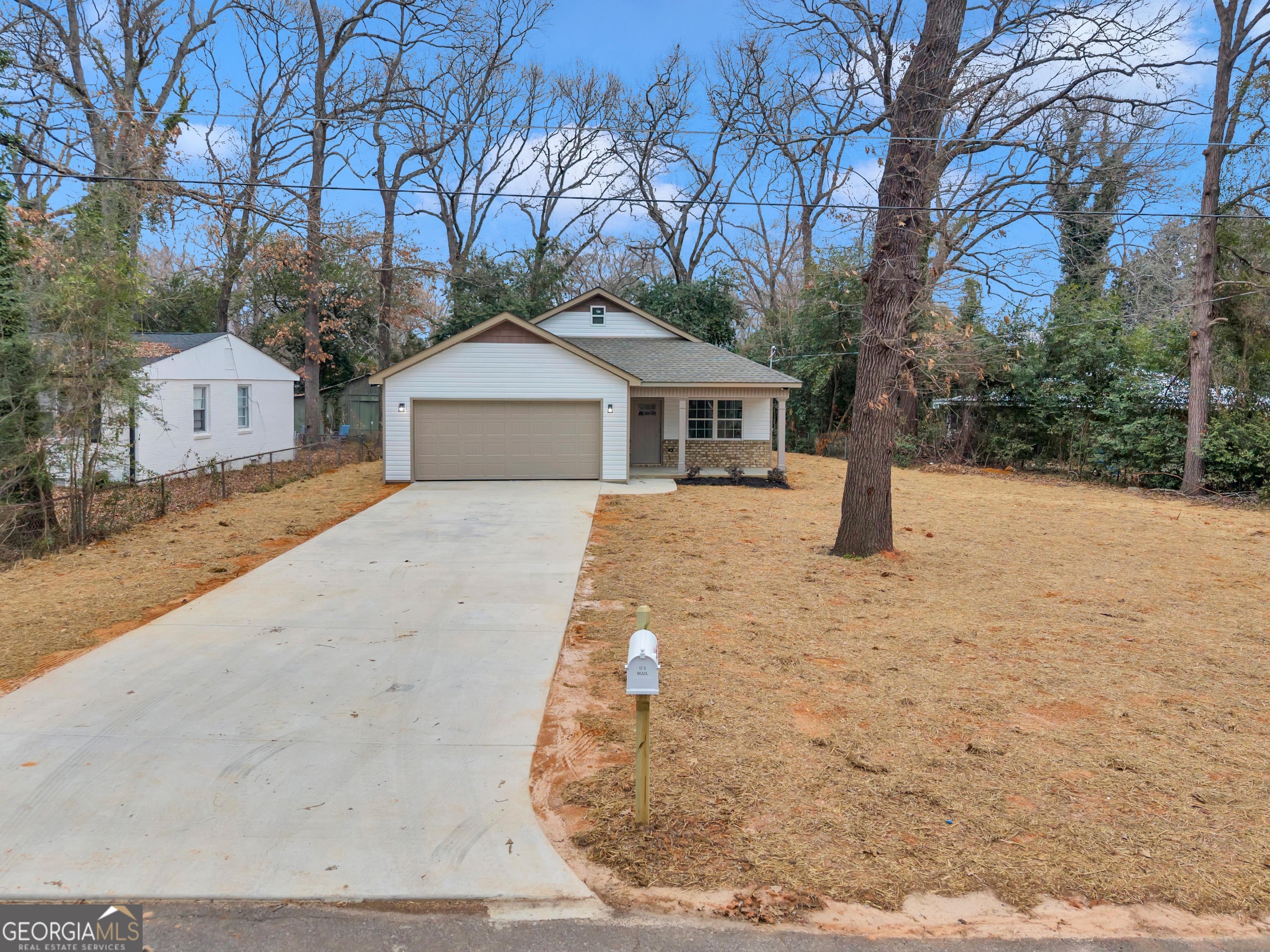 120 Dewey Street Warner Robins, GA 31093 - Photo 3 of 34