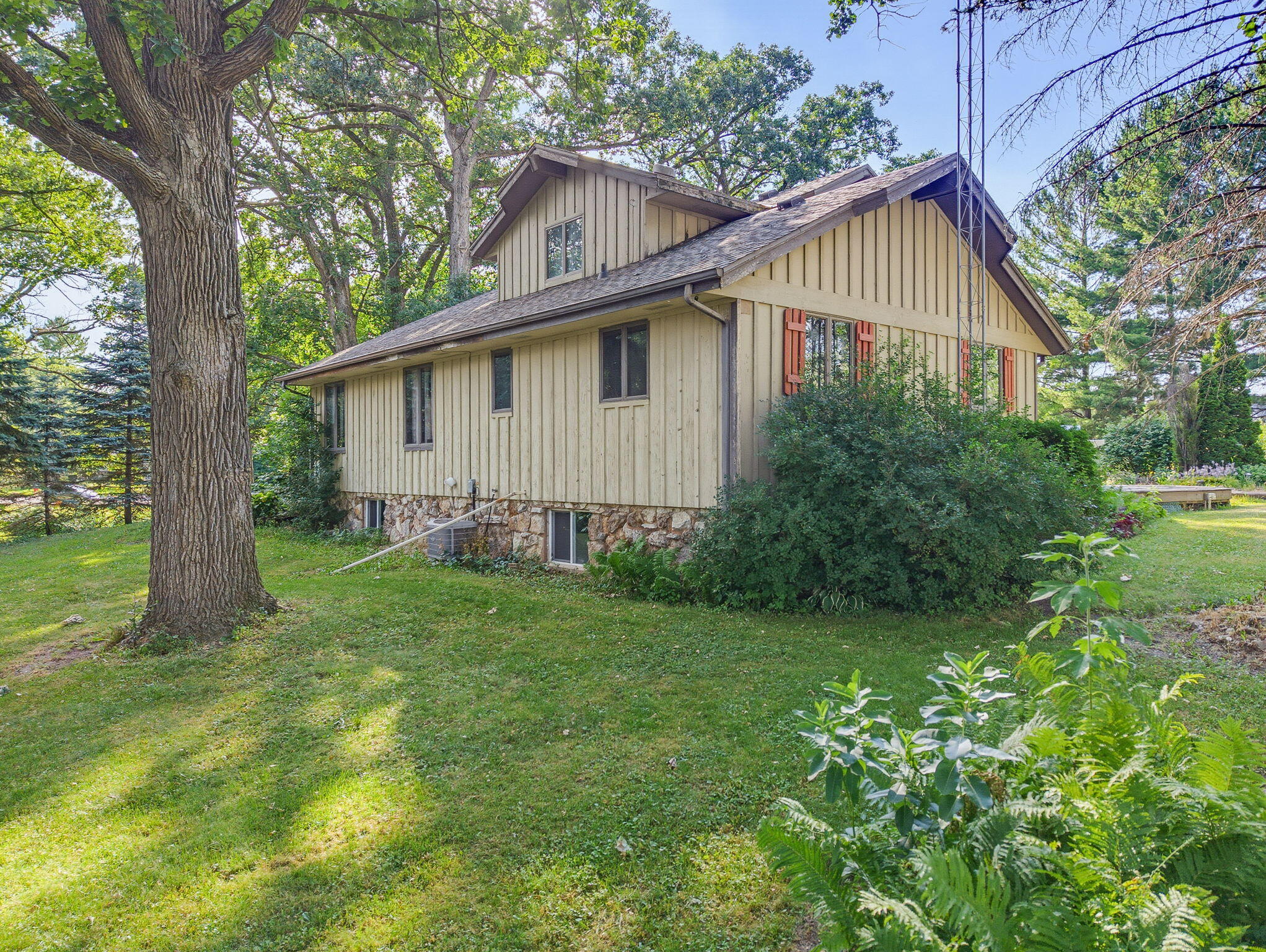 N4358 Oaklawn Estates Road Iron Ridge, WI 53035 - Photo 31 of 38 42-web-or-mls-n4358-oaklawn-estates-rd