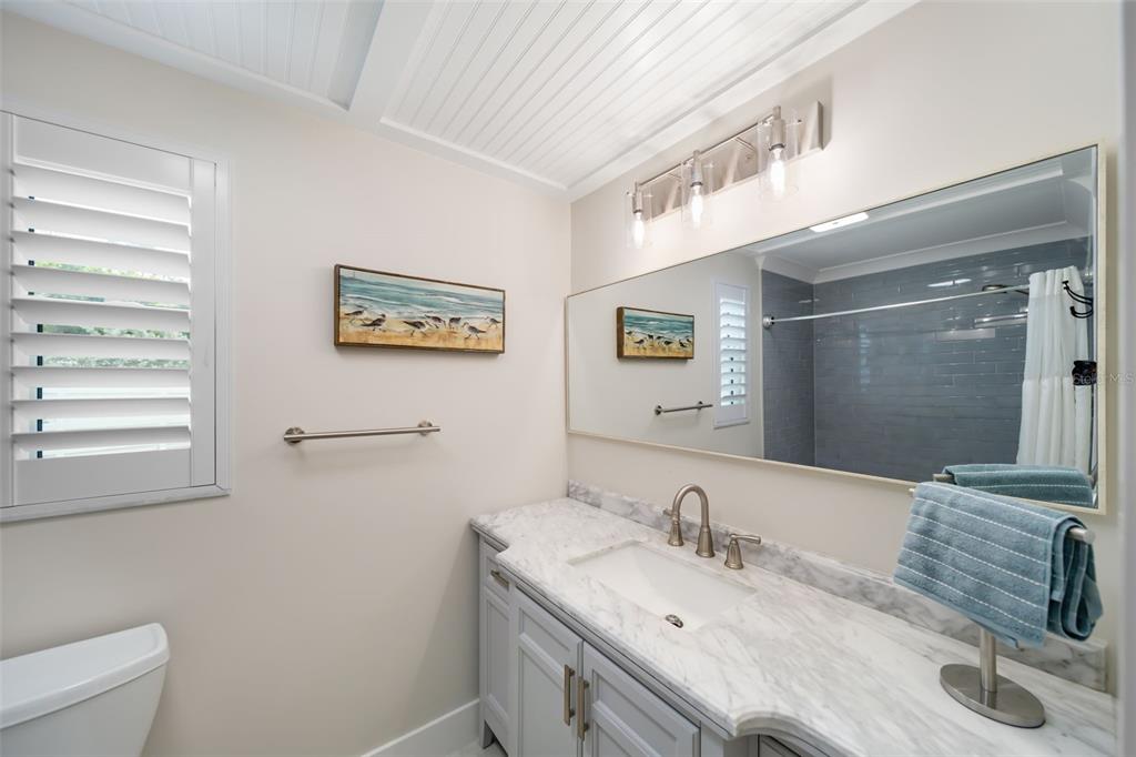 546 Spanish Drive South Longboat Key, FL 34228 - Photo 24 of 57
