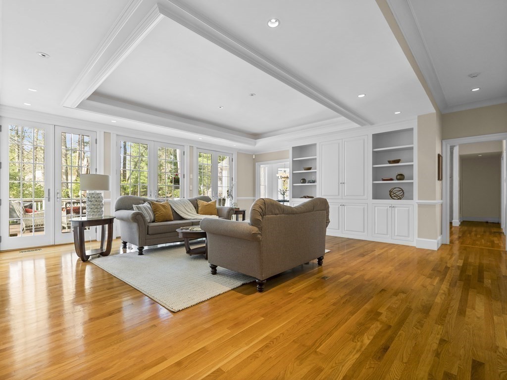 427 South Street Needham, MA 02492 - Photo 13 of 42