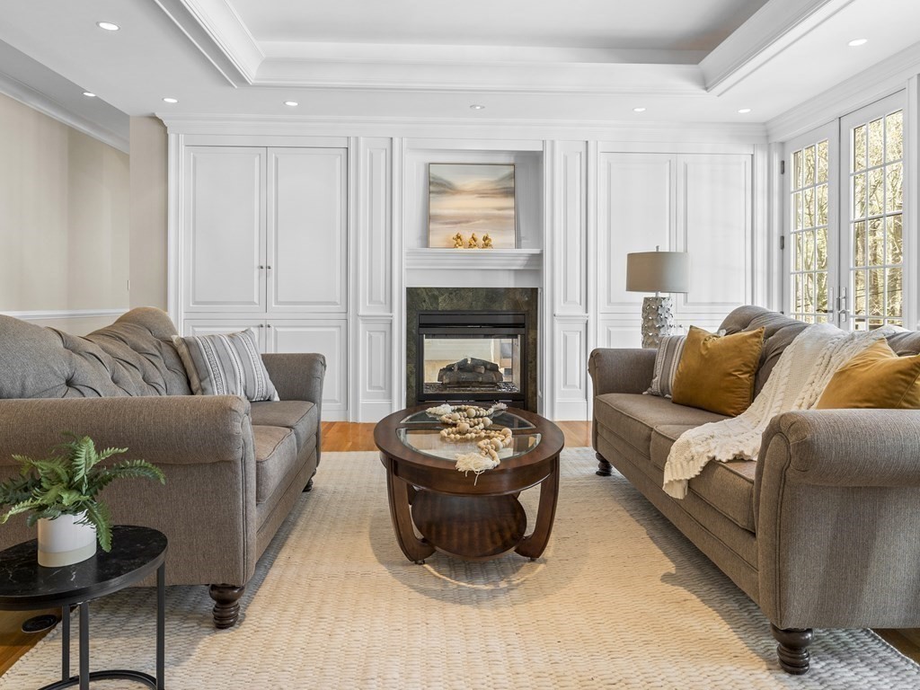 427 South Street Needham, MA 02492 - Photo 14 of 42