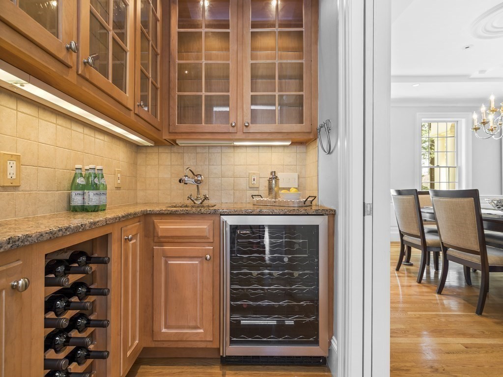 427 South Street Needham, MA 02492 - Photo 17 of 42