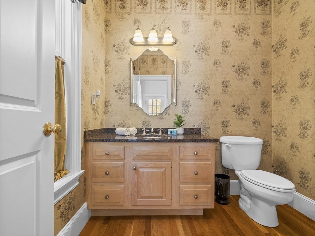 427 South Street Needham, MA 02492 - Photo 24 of 42