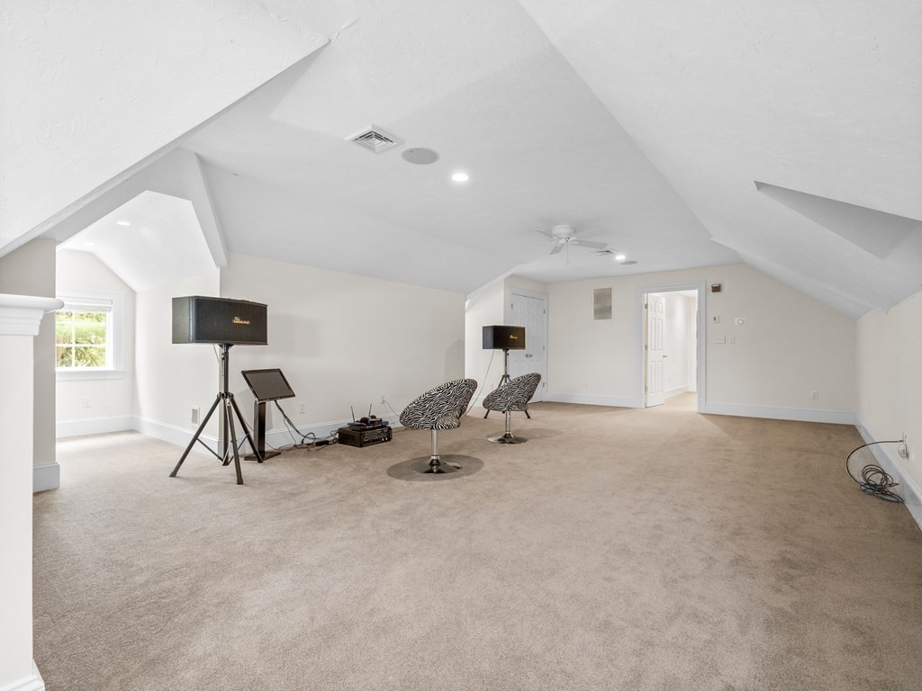 427 South Street Needham, MA 02492 - Photo 35 of 42