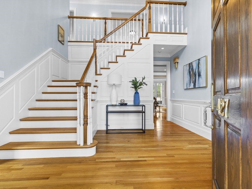 427 South Street Needham, MA 02492 - Photo 7 of 42