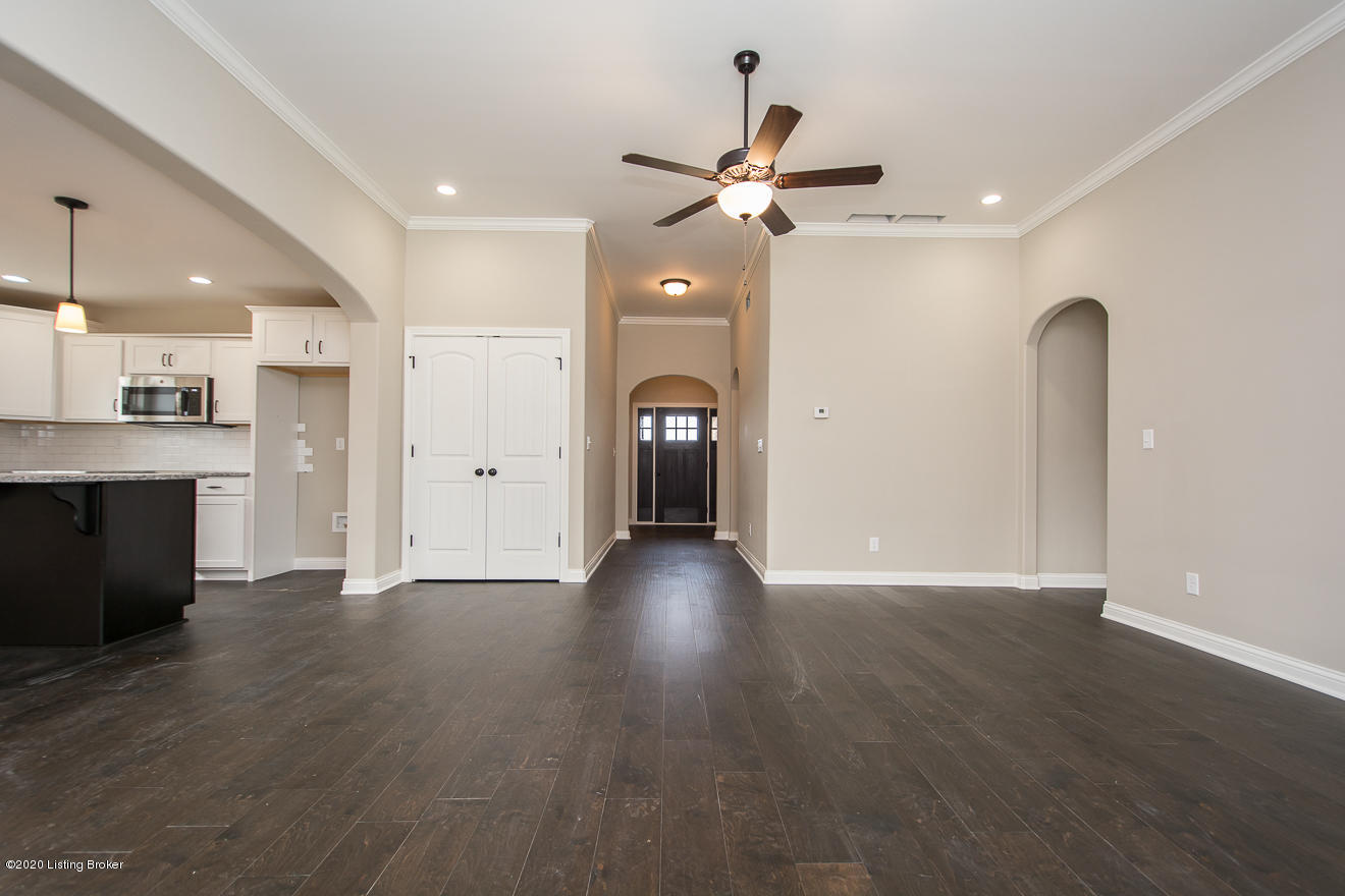 6419 El Rancho Road Louisville, KY 40291 - Photo 16 of 47 ElRancho-16