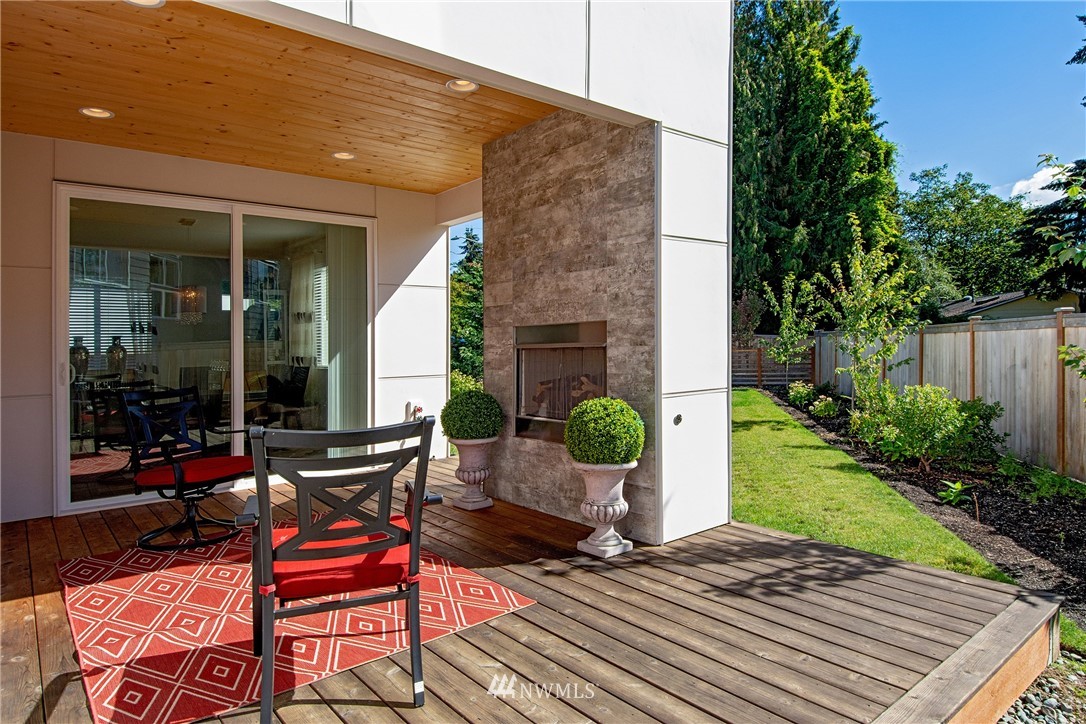 606 Hubbard Road Lynnwood, WA 98036 - Photo 12 of 25