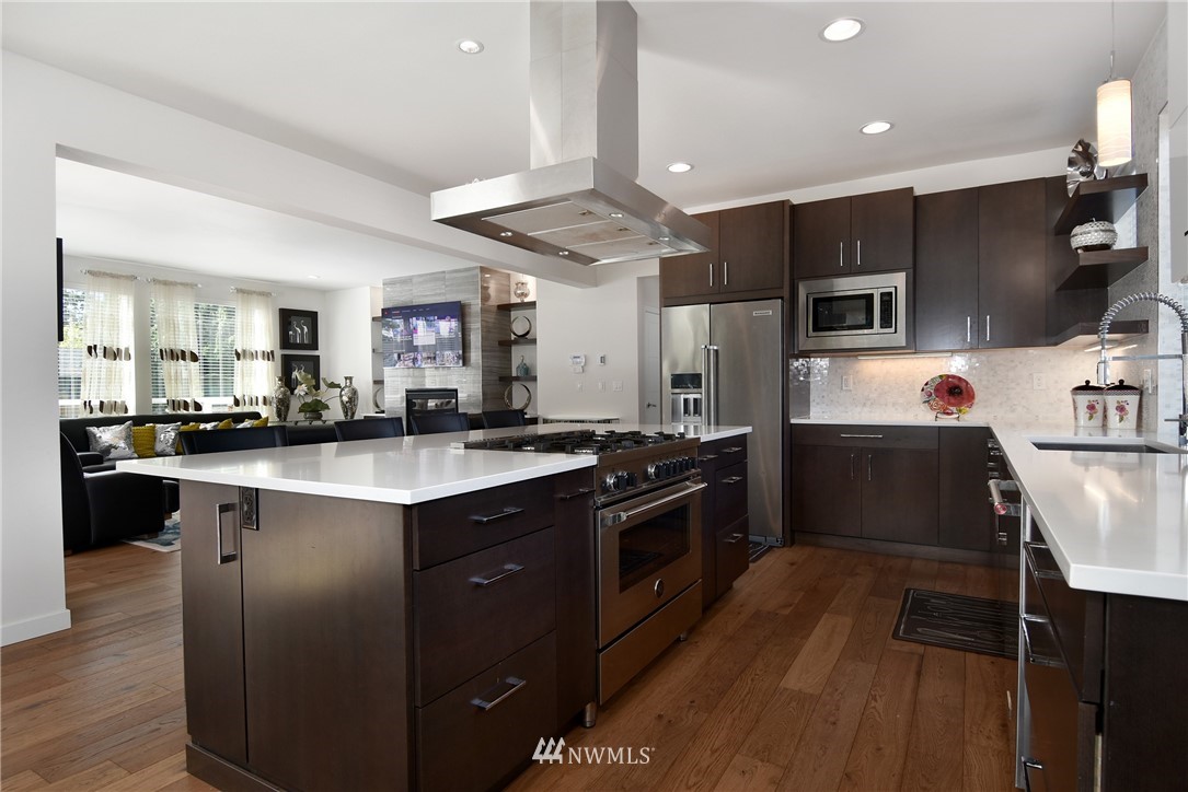 606 Hubbard Road Lynnwood, WA 98036 - Photo 8 of 25