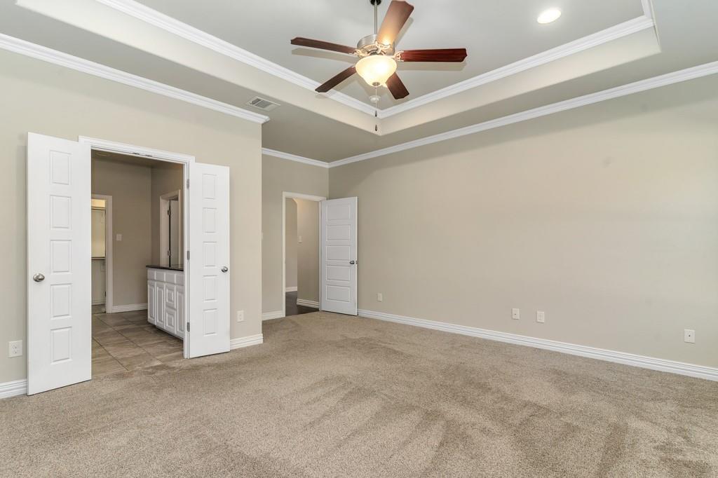808 Chestnut Grove Drive Cleburne, TX 76033 - Photo 17 of 37
