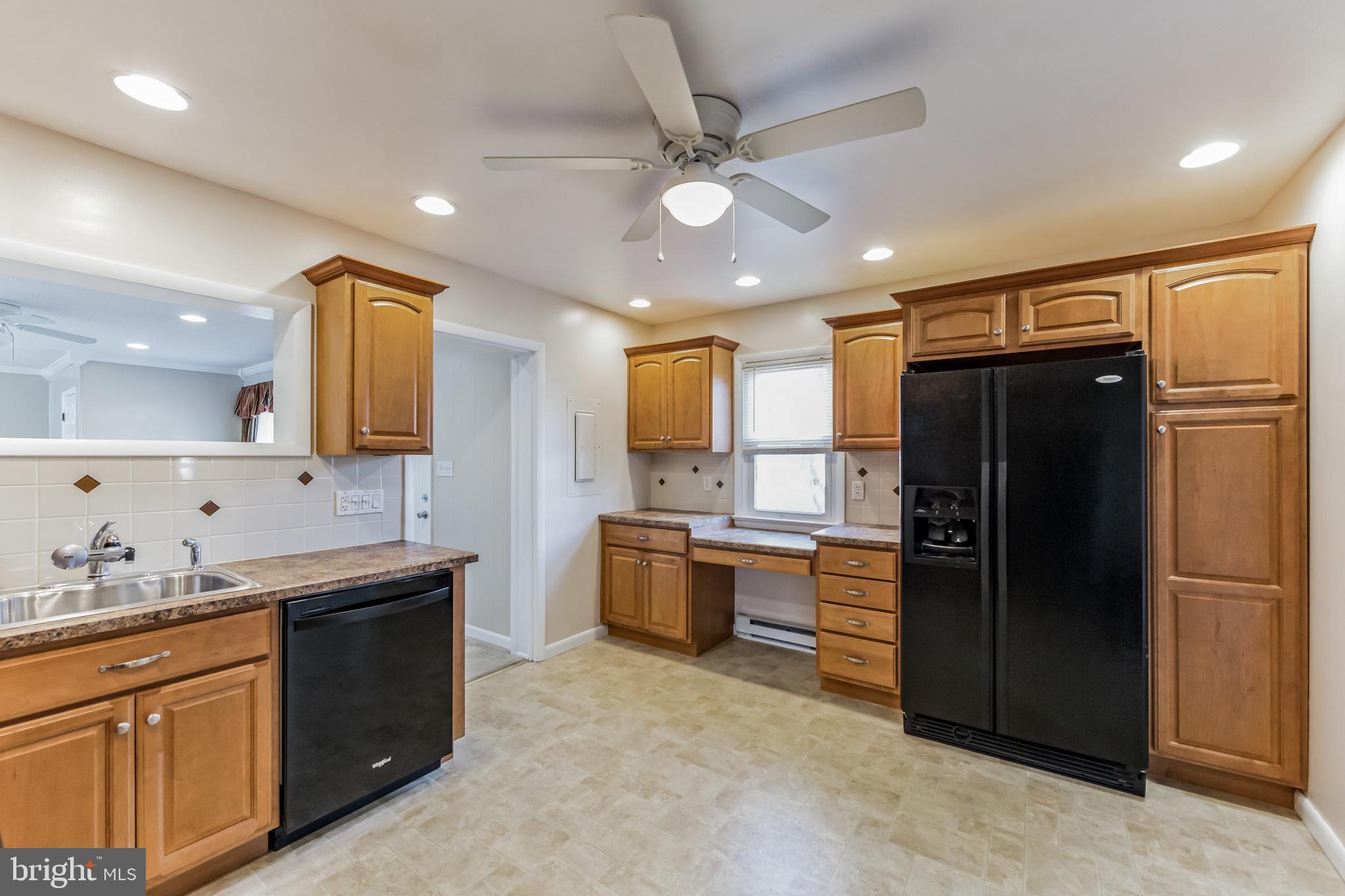 85 Rutgers Road Pennsville, NJ 08070 - Photo 15 of 35