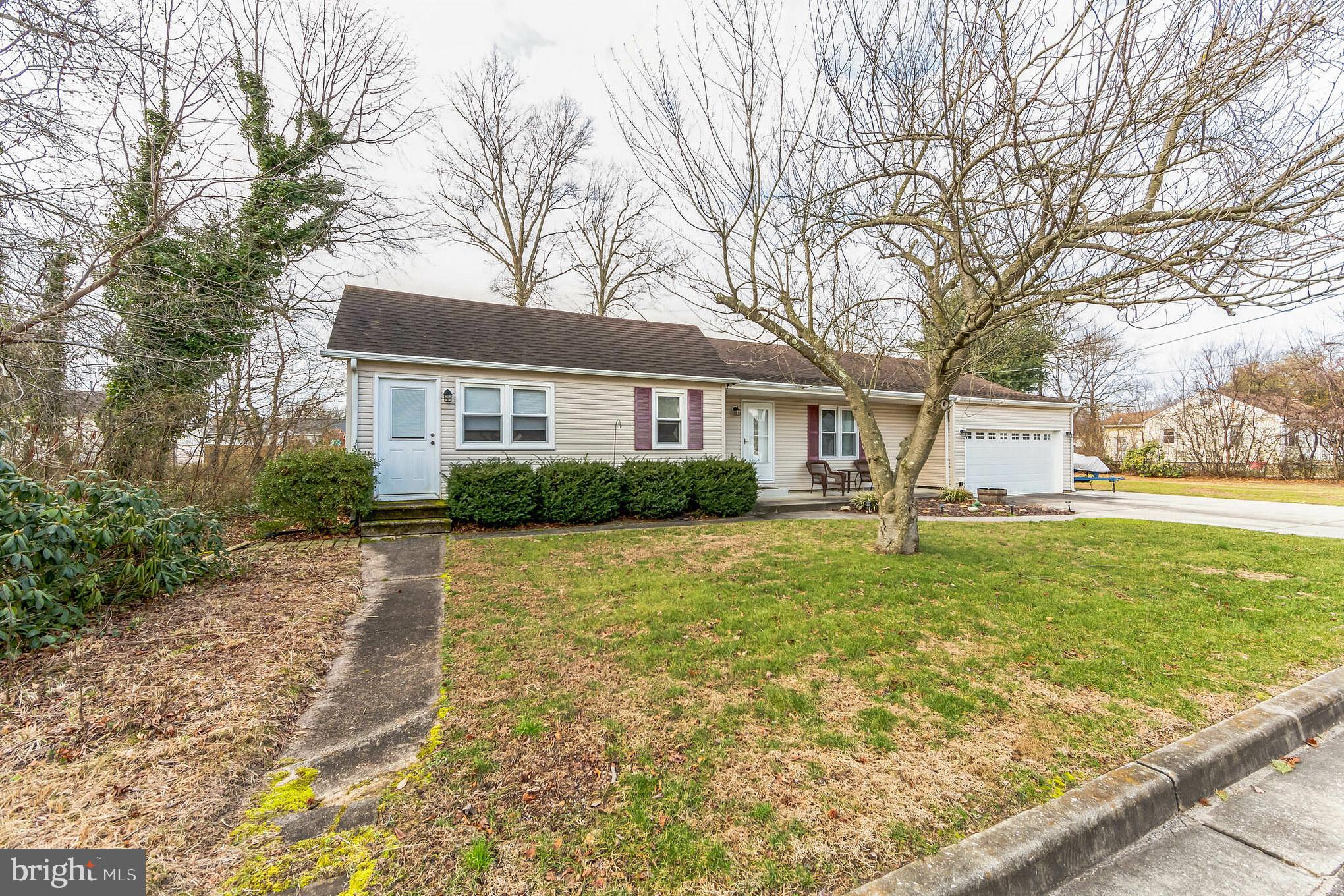 85 Rutgers Road Pennsville, NJ 08070 - Photo 2 of 35