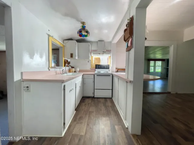 $250,000 | 115 Troupe, San Mateo, FL 32187