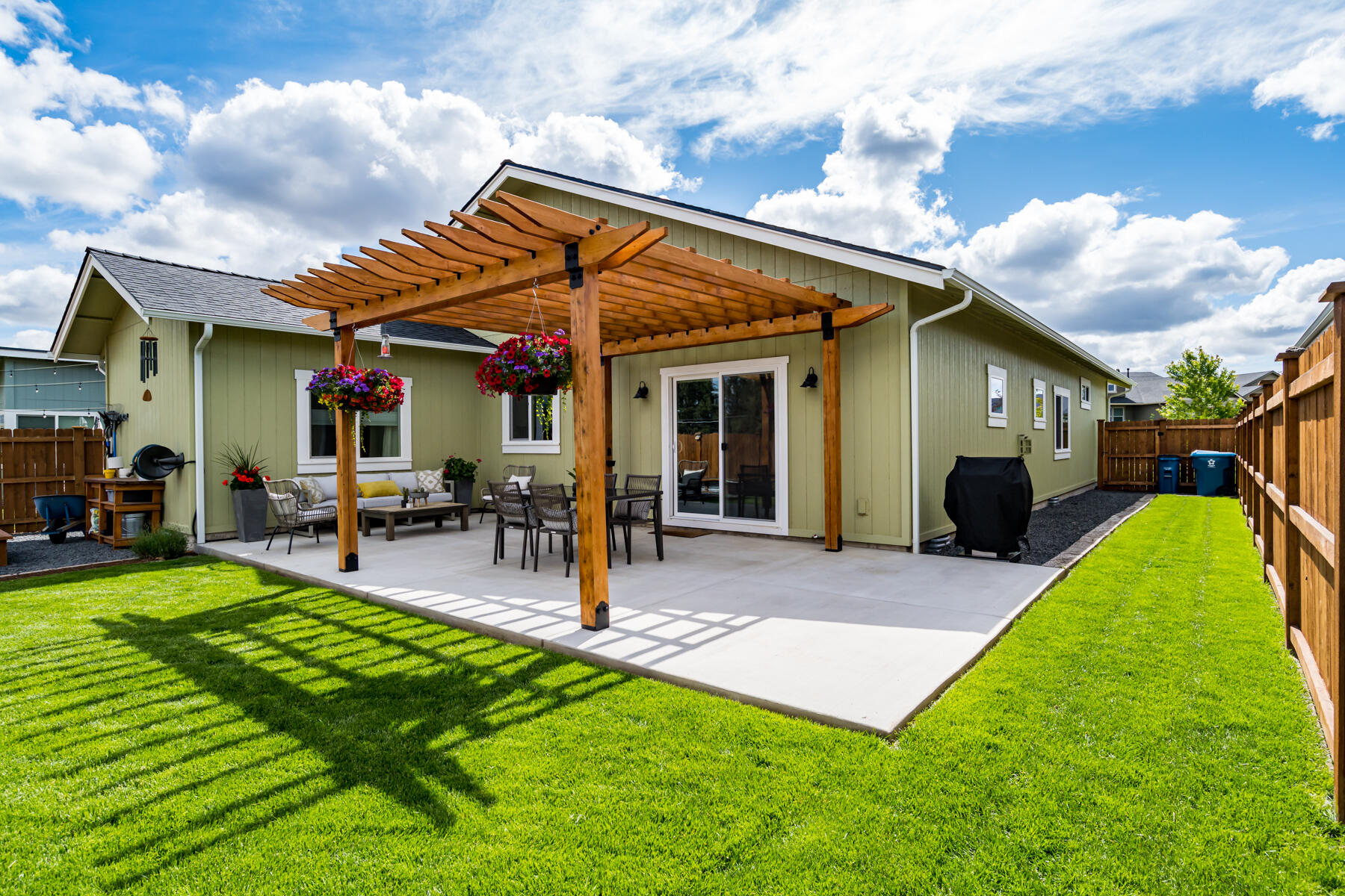 63893 Hunters Circle Bend, OR 97701 - Photo 33 of 38 JH5_1378