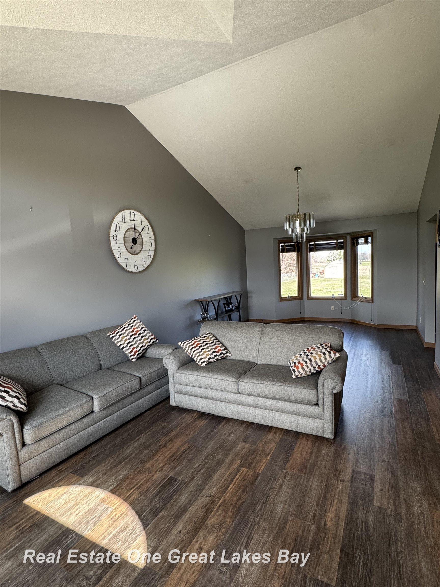 6870 Pierce Road Freeland, MI 48623 - Photo 4 of 22