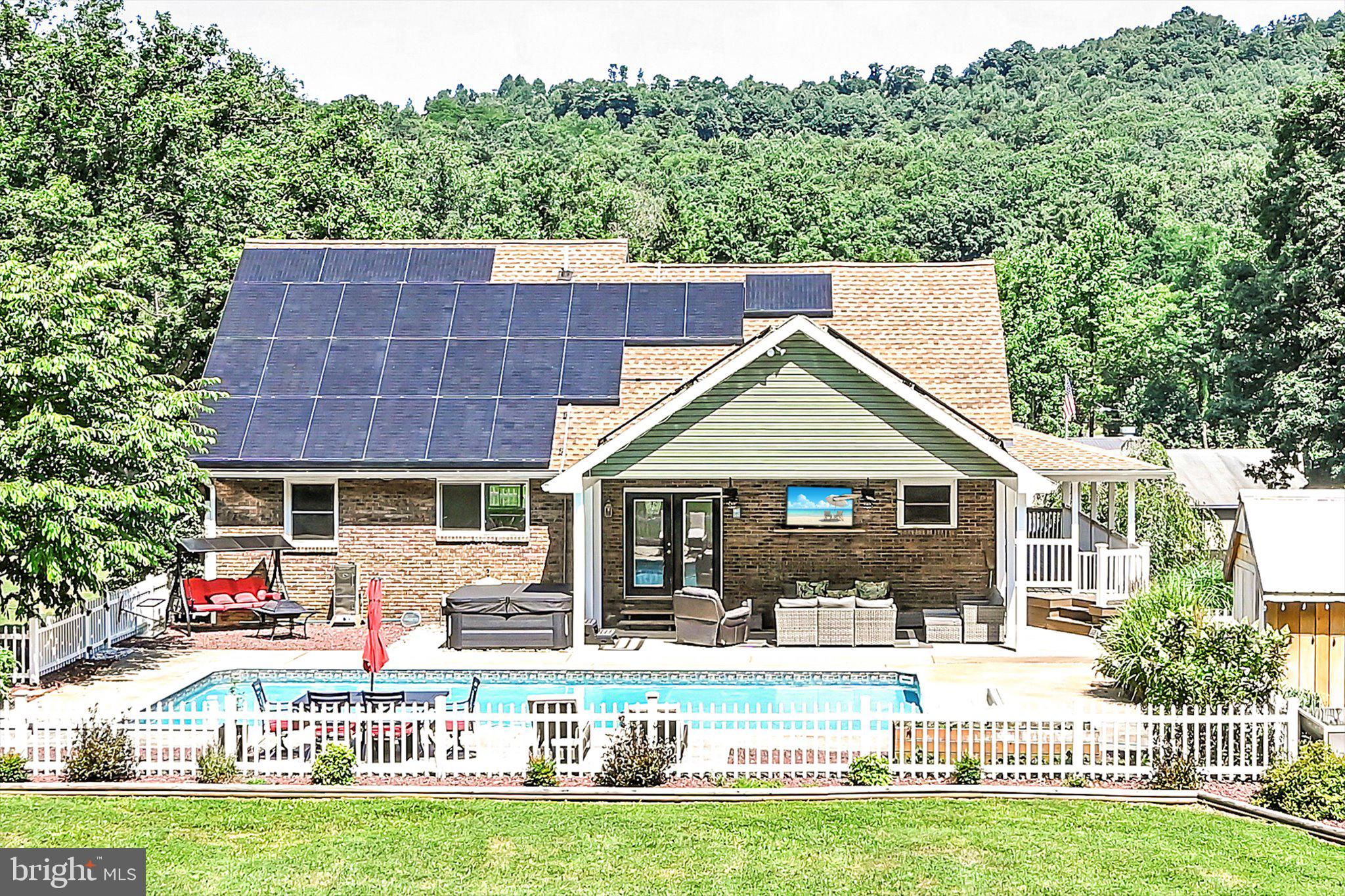 139 Molleystown Road Pine Grove, PA 17963 - Photo 3 of 43