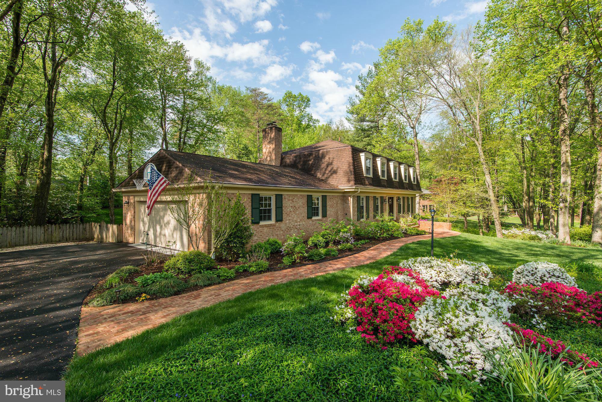 10205 Lawyers Road Vienna, VA 22181 - Photo 2 of 29 Exterior (General)