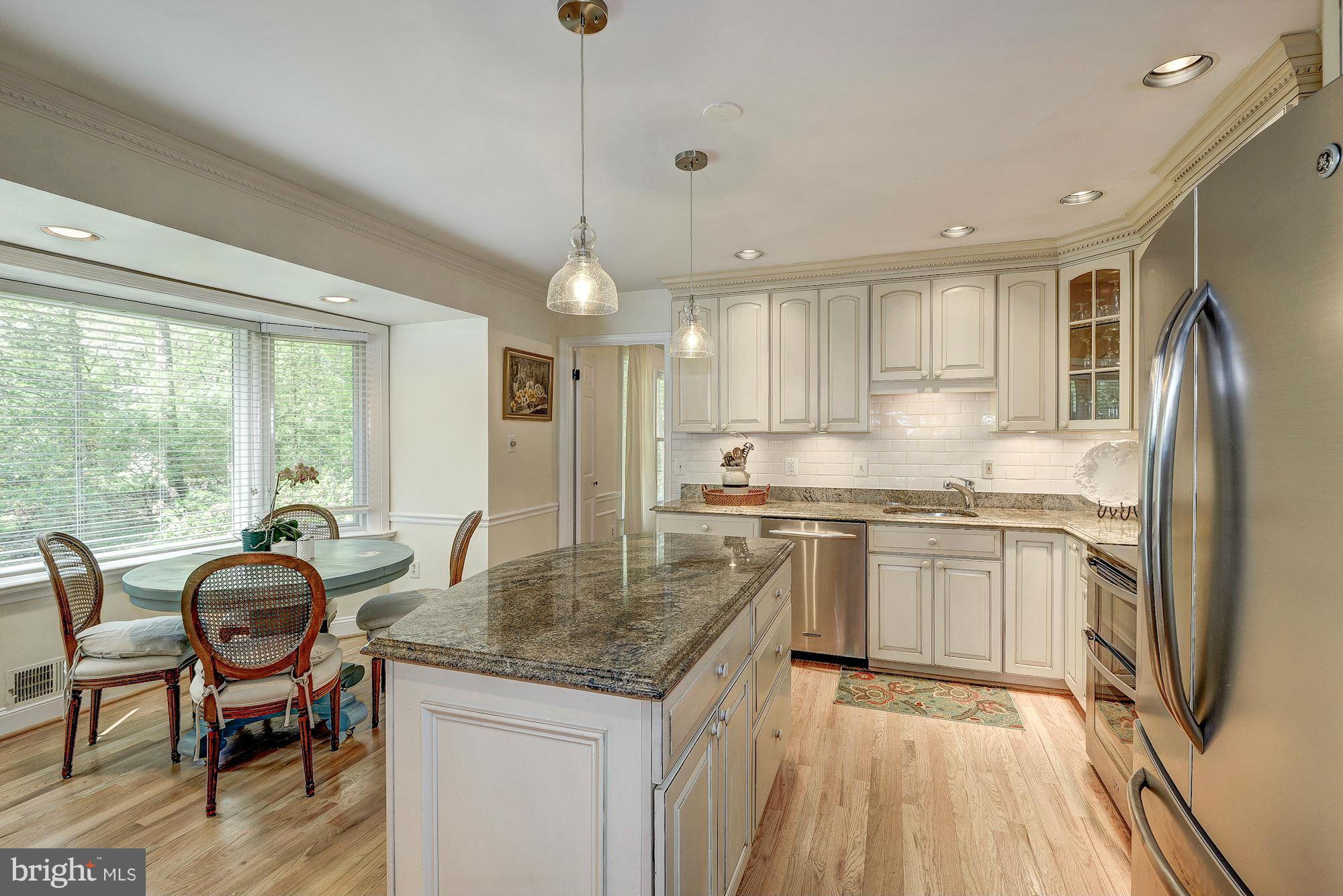 10205 Lawyers Road Vienna, VA 22181 - Photo 16 of 29 Kitchen
